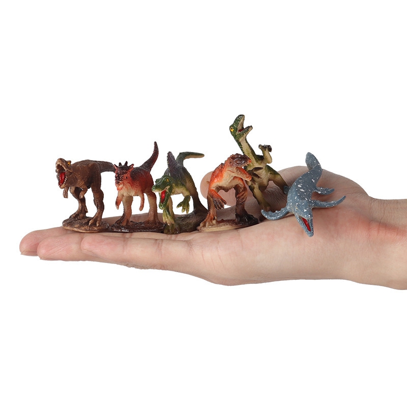 Set de figurine dinozauri 2 2 Naptaptap.ro - Magazin online jucarii Montessori, educative, de logica si de lemn. Jucarii sustenabile si ecologice.