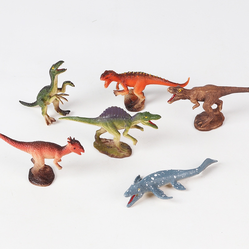 Set de figurine dinozauri 2 6 Naptaptap.ro - Magazin online jucarii Montessori, educative, de logica si de lemn. Jucarii sustenabile si ecologice.