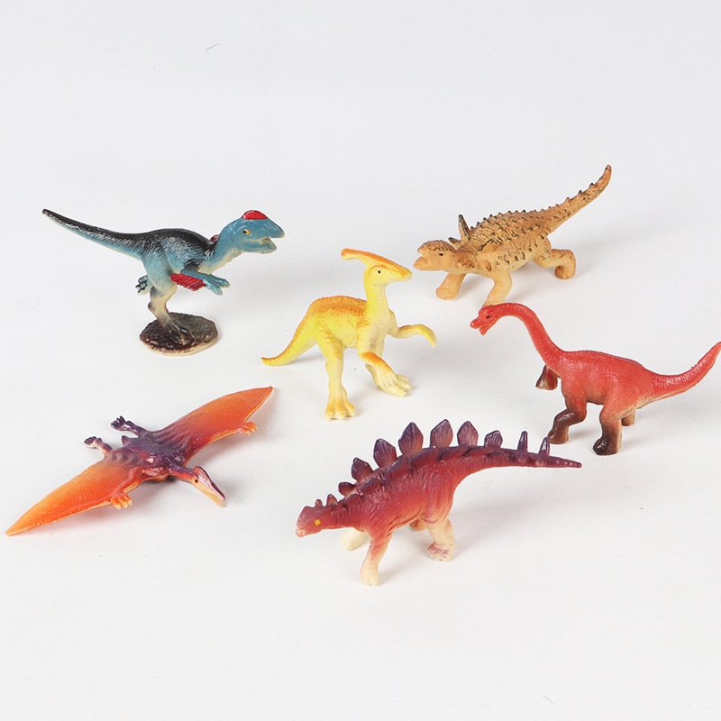 Set de figurine dinozauri 2 5 Naptaptap.ro - Magazin online jucarii Montessori, educative, de logica si de lemn. Jucarii sustenabile si ecologice.